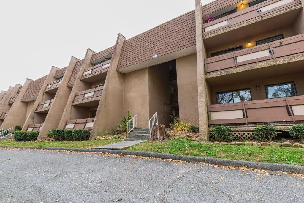 2-Bed, 1-Bath Apartment Near I-24, Great Location Chattanooga Zewnętrze zdjęcie